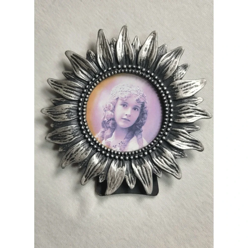 Vintage Pewter-Tone Sunflower Flower Round Metal Picture Frame 5 inch Small